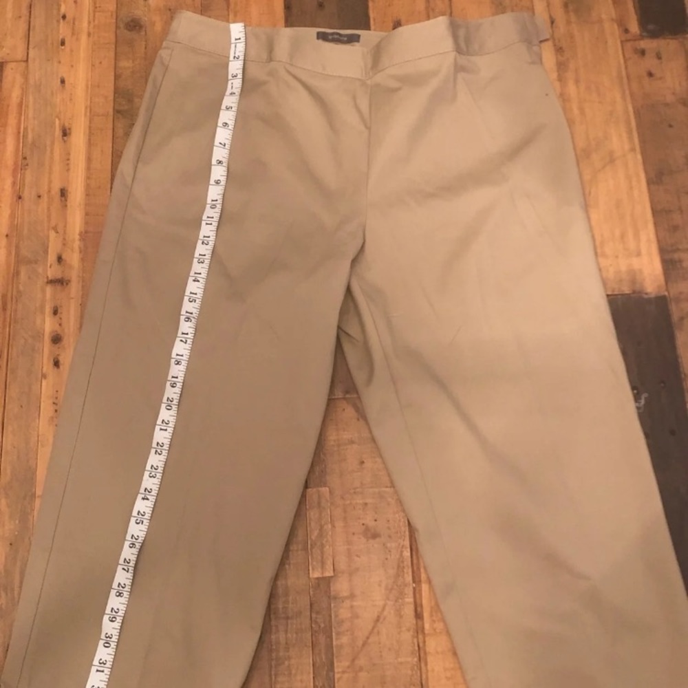 Liz Claiborne cropped pants size 16